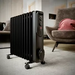 Voltomat Termostatlı 2500 W 11 Dilim Yağlı Radyatör Siyah